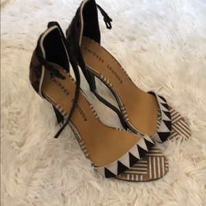 Chinese laundry tribal print heels size 7.5